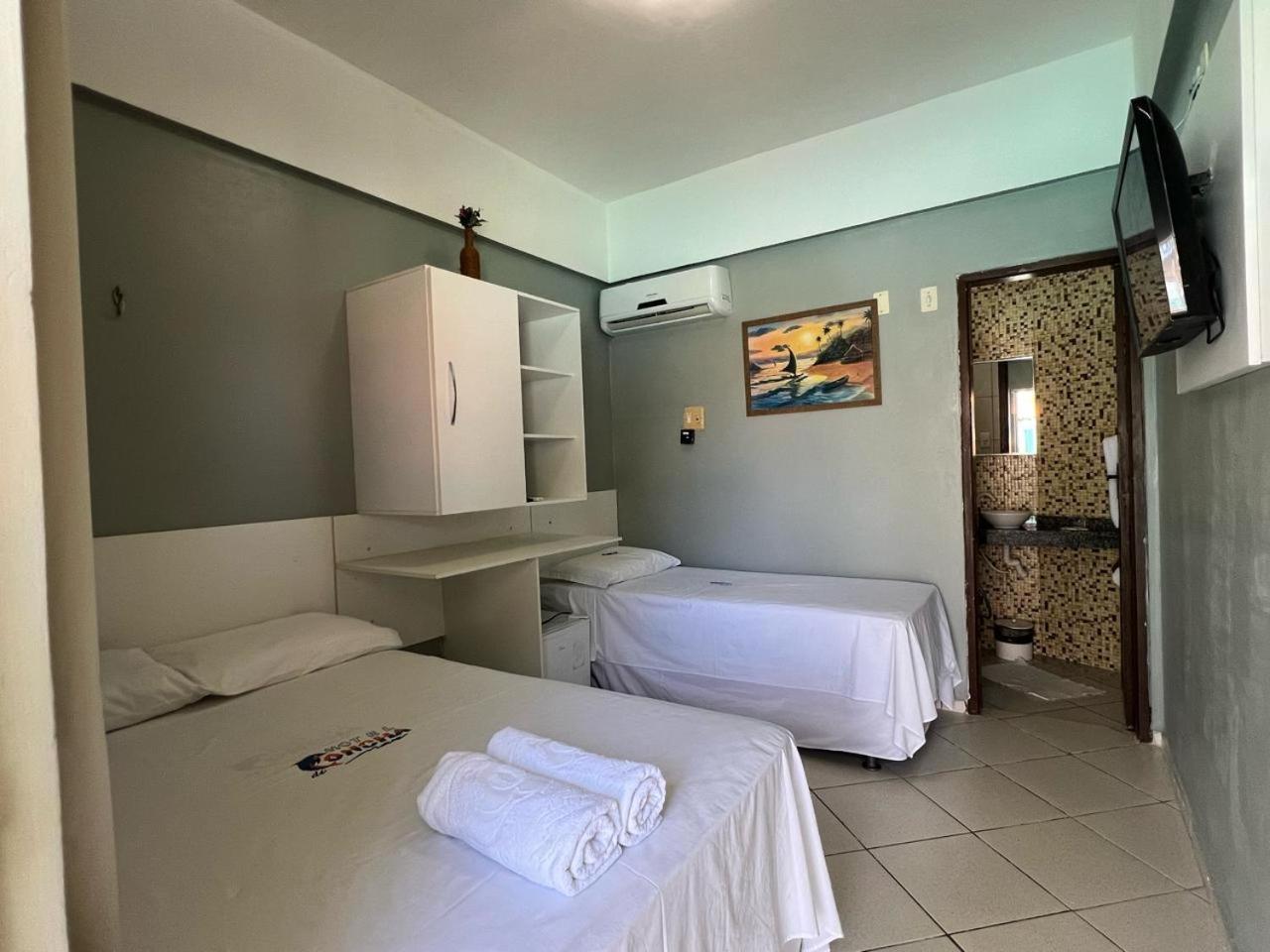 Quarto Triplo Básico
